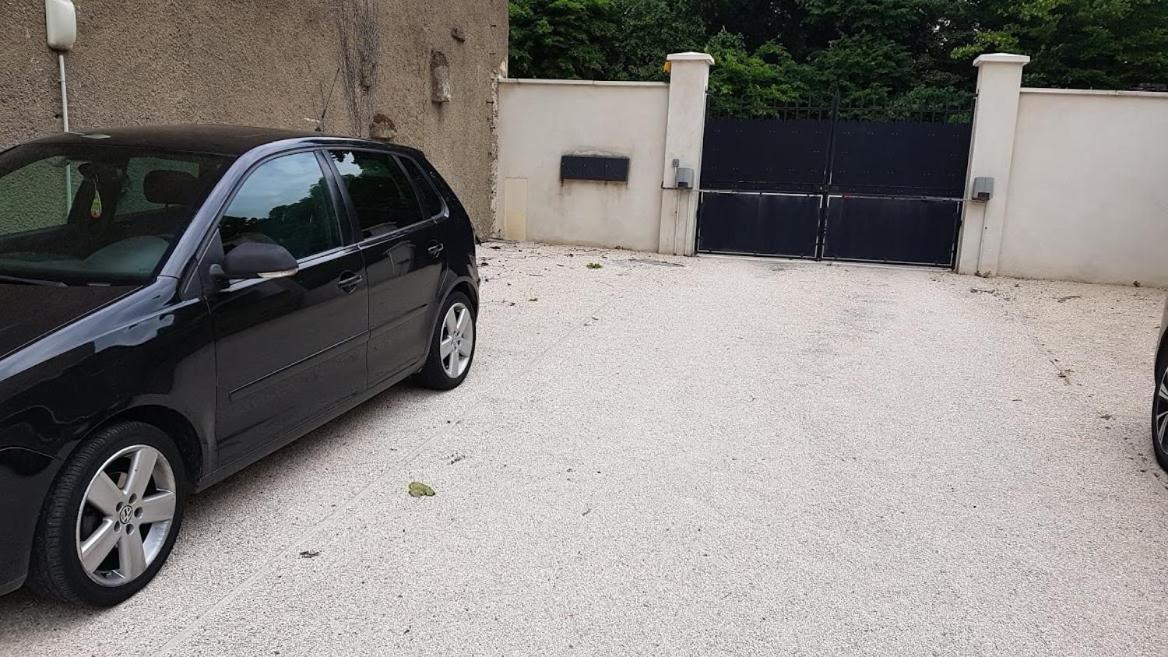 Cottage Nuiton Nuits-Saint-Georges Bagian luar foto